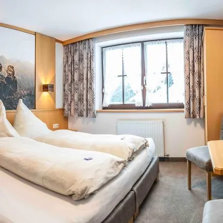 Almhof-reithof Pitztal Gasthuis Sankt Leonhard im Pitztal