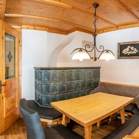 Guest house Almhof-reithof Pitztal