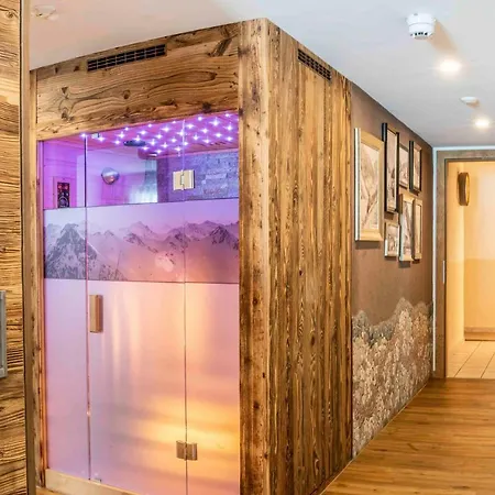 Konukevi Almhof-reithof Pitztal 4*
