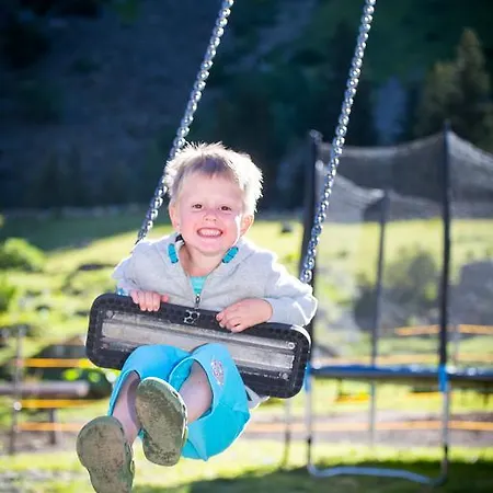 Almhof-reithof Pitztal 4*