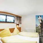 Almhof-reithof Pitztal 4*