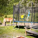 Almhof-reithof Pitztal ゲストハウス