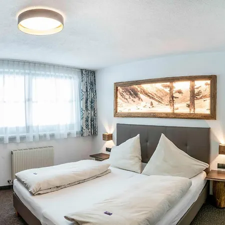 Almhof-reithof Pitztal 4* Sankt Leonhard im Pitztal