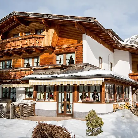 Gasthuis Almhof-reithof Pitztal