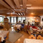 Almhof-reithof Pitztal 4*