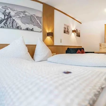 Almhof-reithof Pitztal Guest house