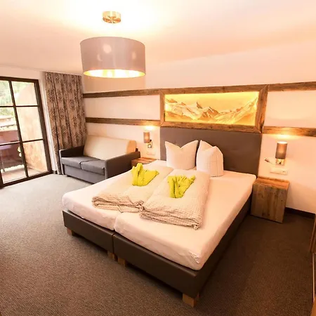 Almhof-reithof Pitztal Guest house